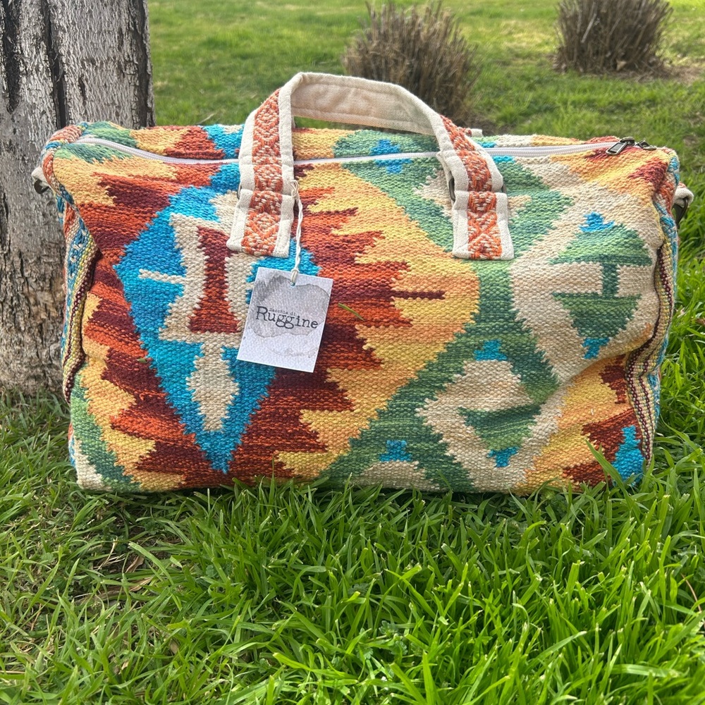 Bohemian Western Weekender Red/Orange Geometric Travel Bag NWT - Picture 11 of 13